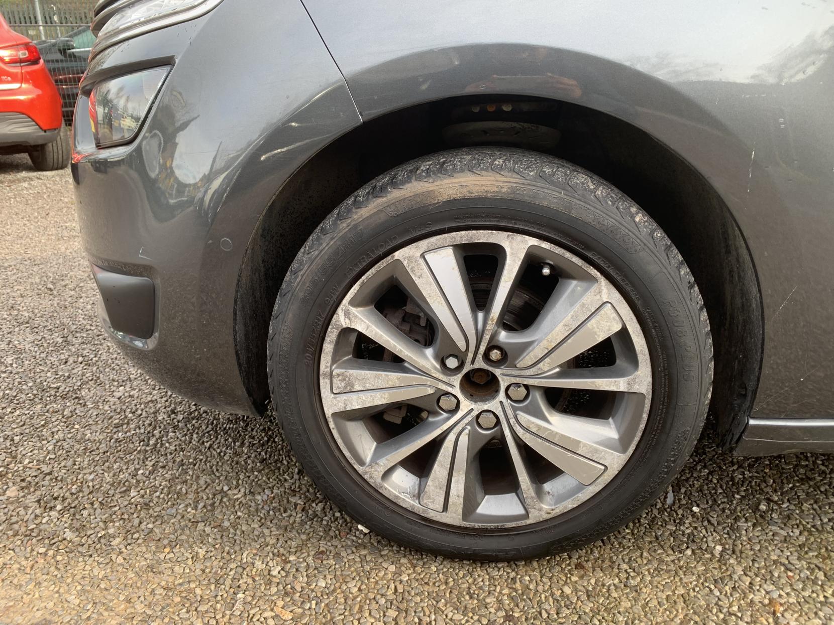 Citroen Grand C4 Picasso 1.6 BlueHDi Exclusive MPV 5dr Diesel Manual Euro 6 (s/s) (120 ps)