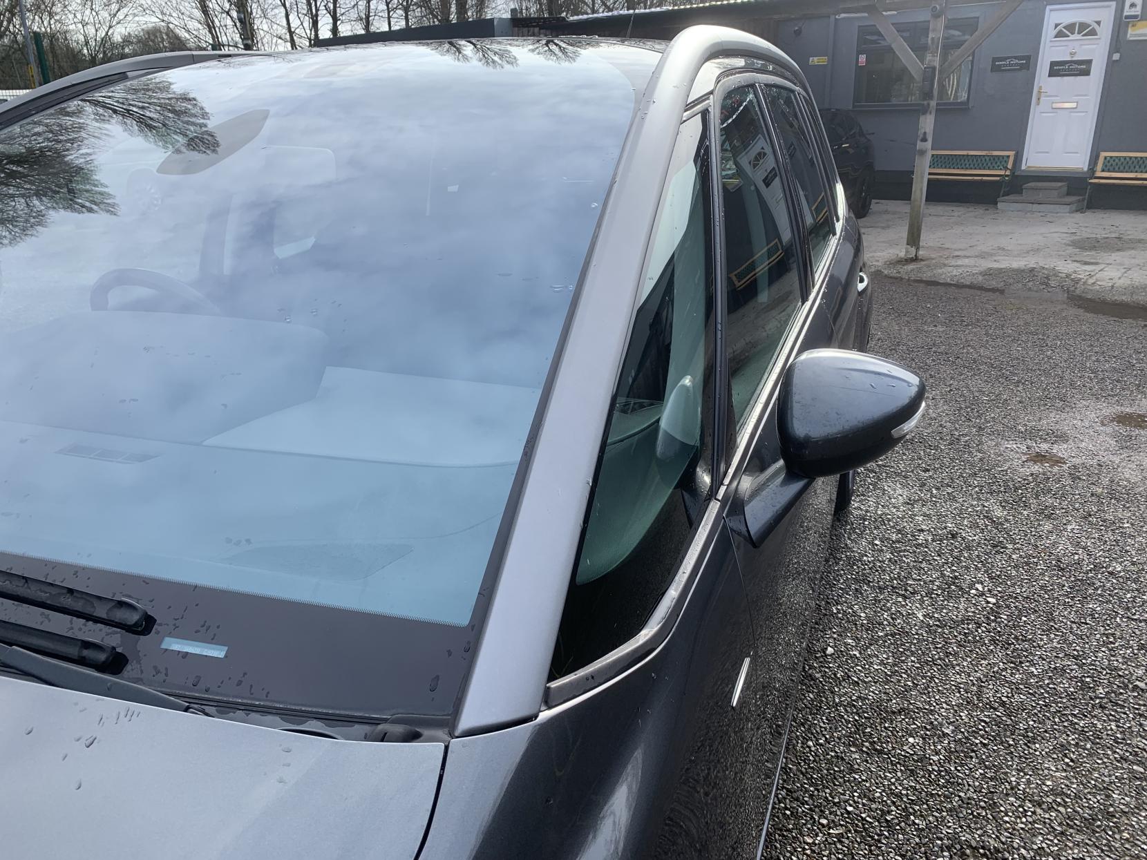 Citroen Grand C4 Picasso 1.6 BlueHDi Exclusive MPV 5dr Diesel Manual Euro 6 (s/s) (120 ps)