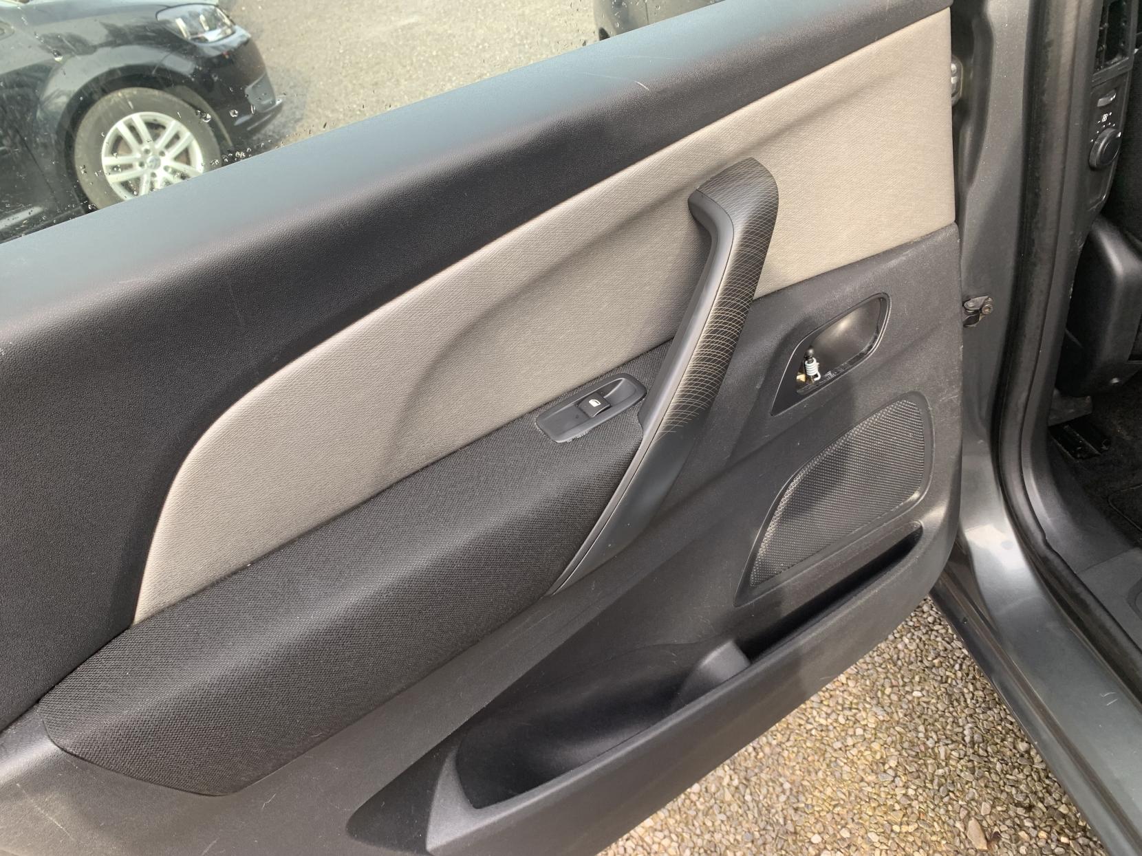 Citroen Grand C4 Picasso 1.6 BlueHDi Exclusive MPV 5dr Diesel Manual Euro 6 (s/s) (120 ps)