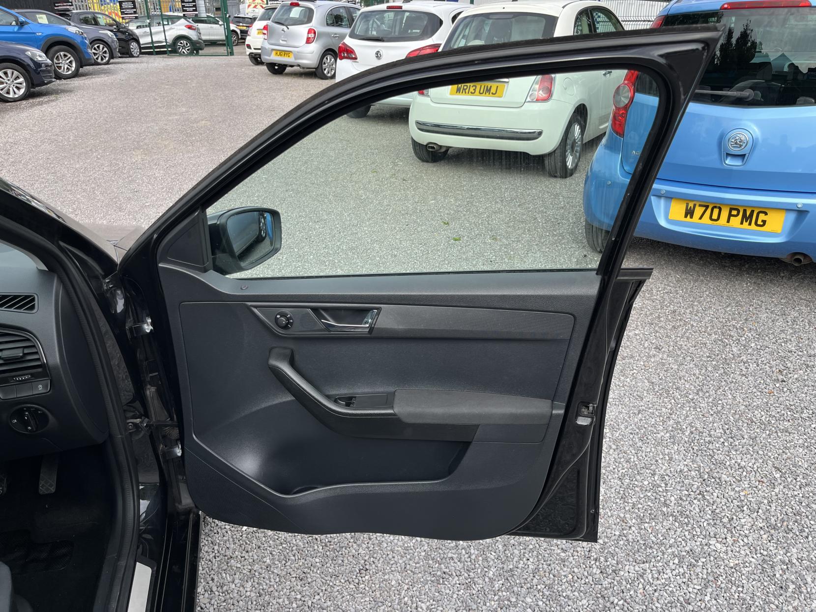2015 00 SKODA FABIA