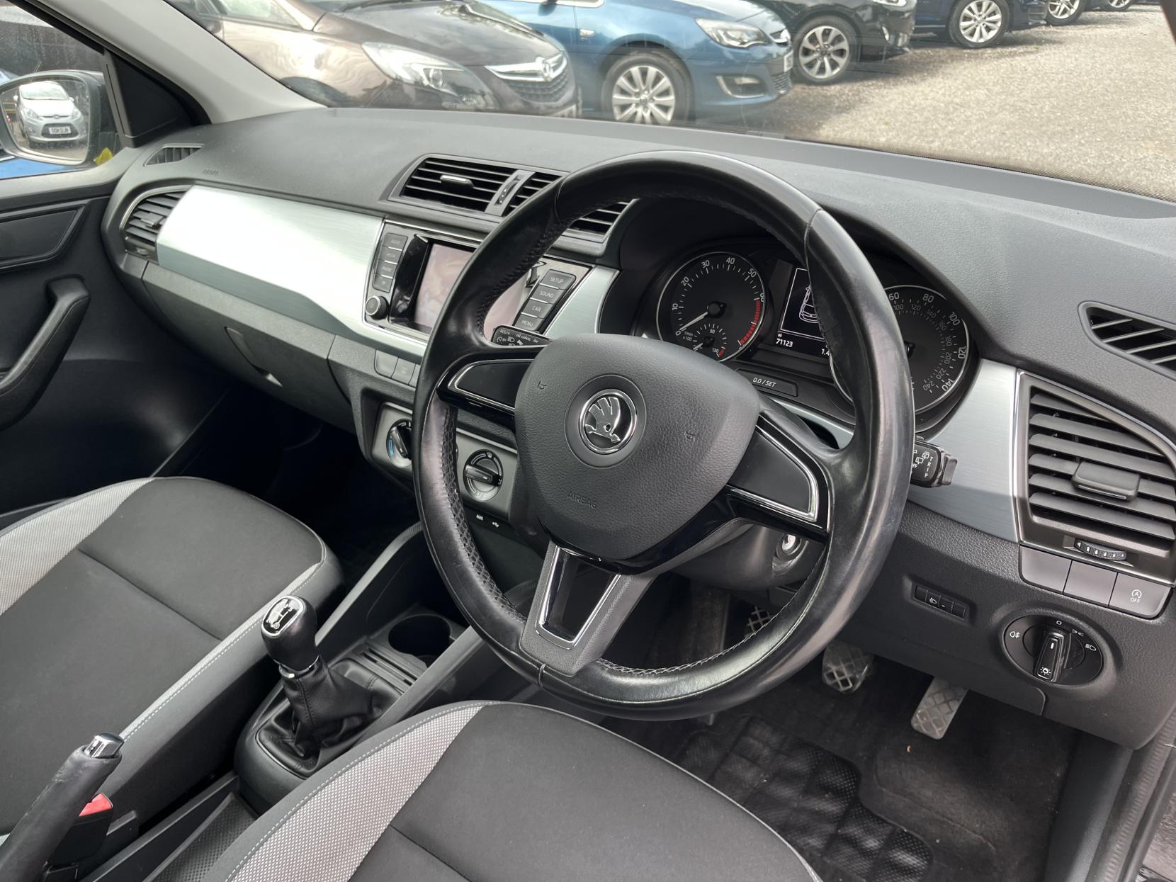 2015 00 SKODA FABIA