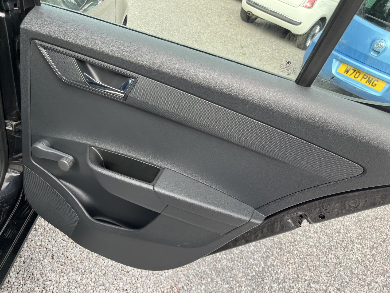 2015 00 SKODA FABIA