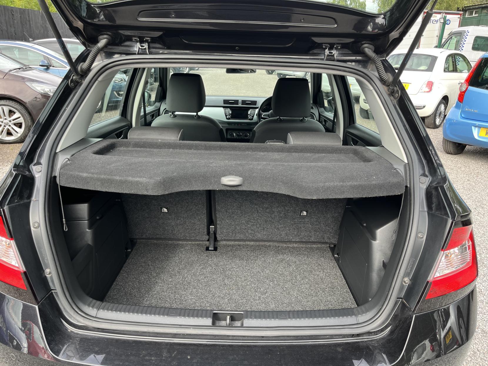 2015 00 SKODA FABIA
