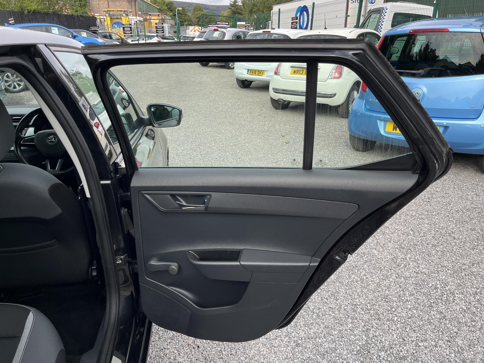 2015 00 SKODA FABIA