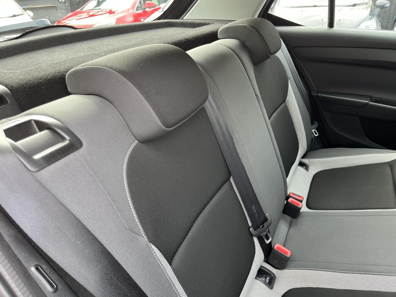2015 00 SKODA FABIA