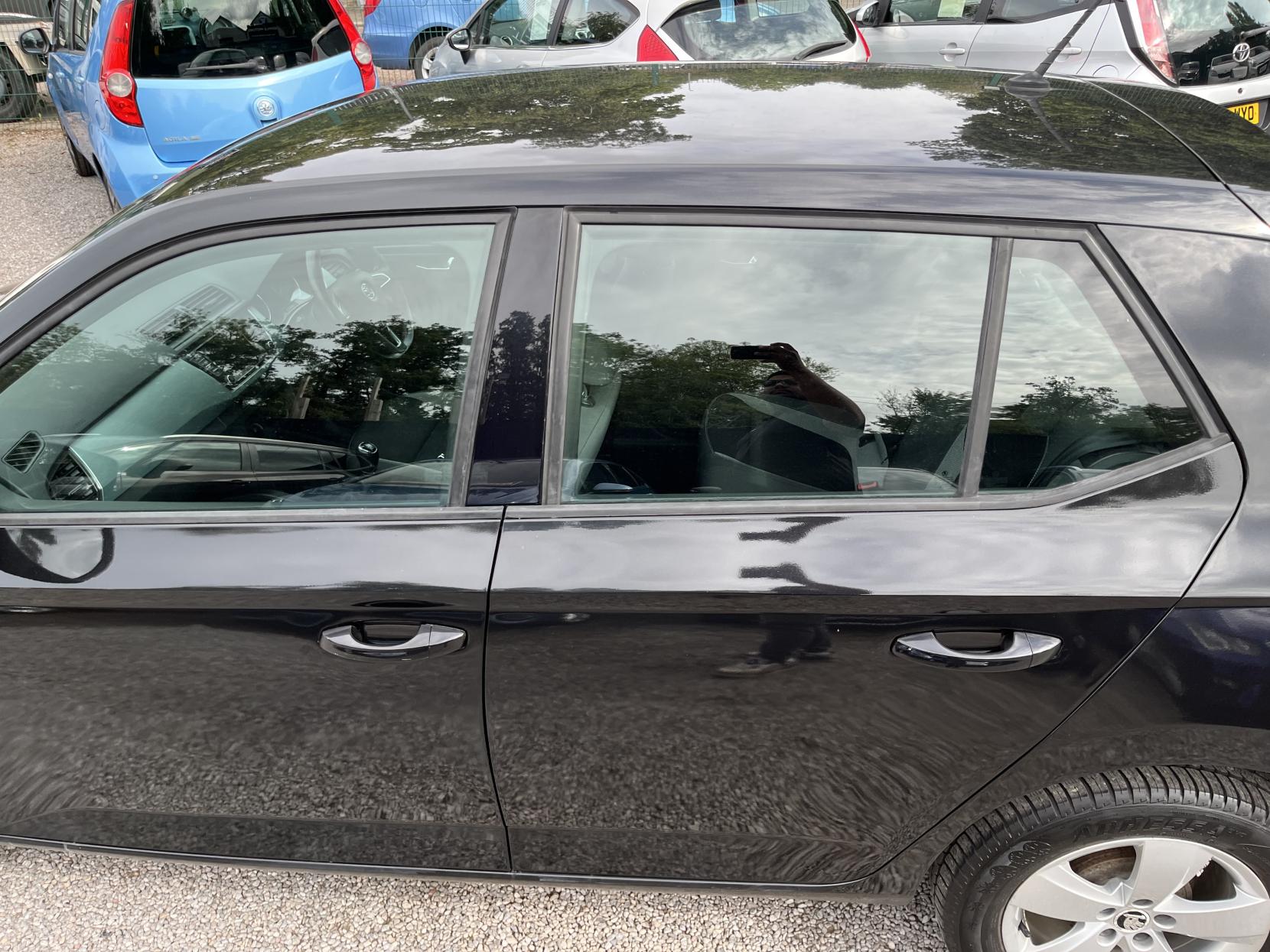 2015 00 SKODA FABIA