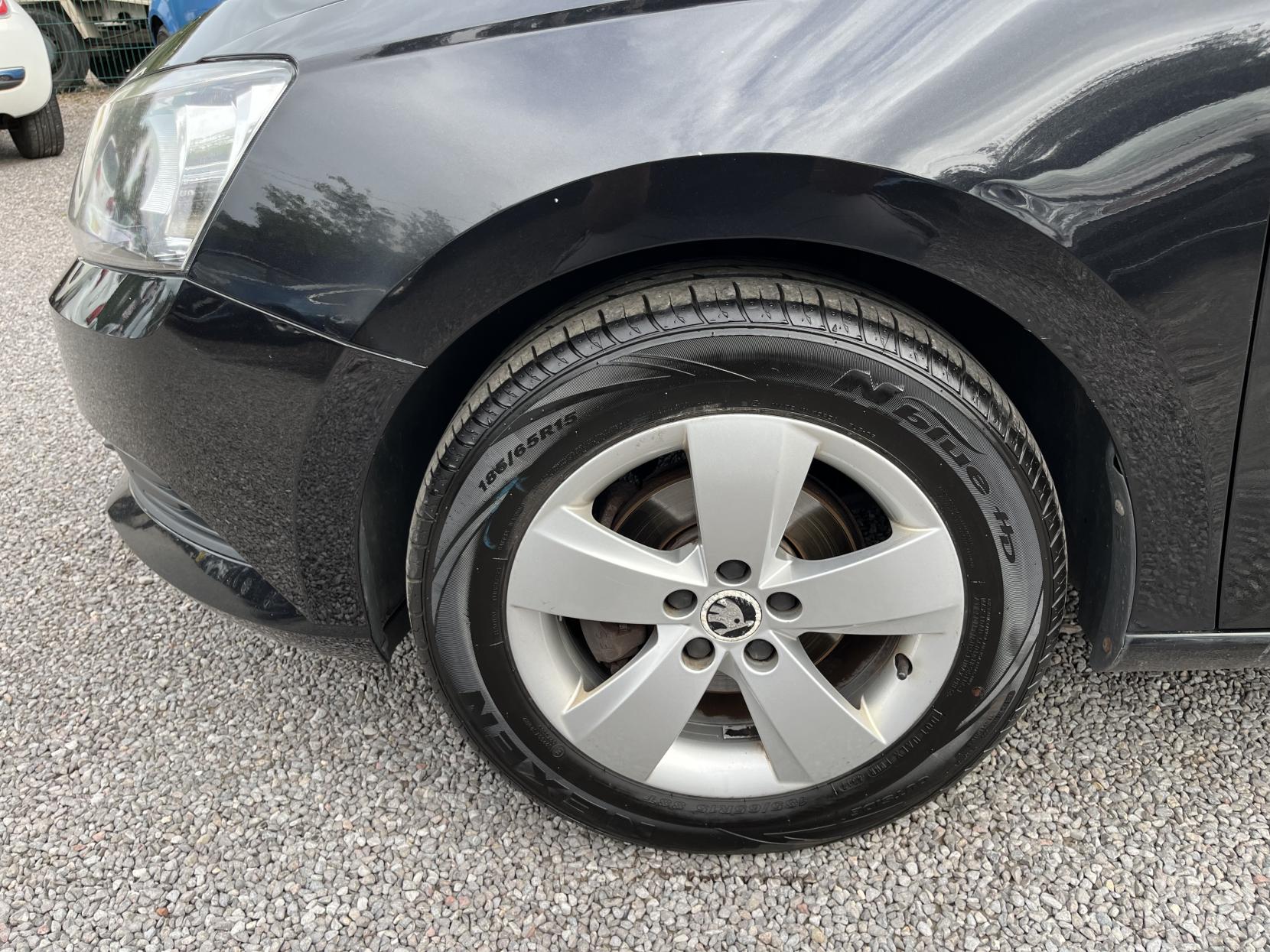 2015 00 SKODA FABIA