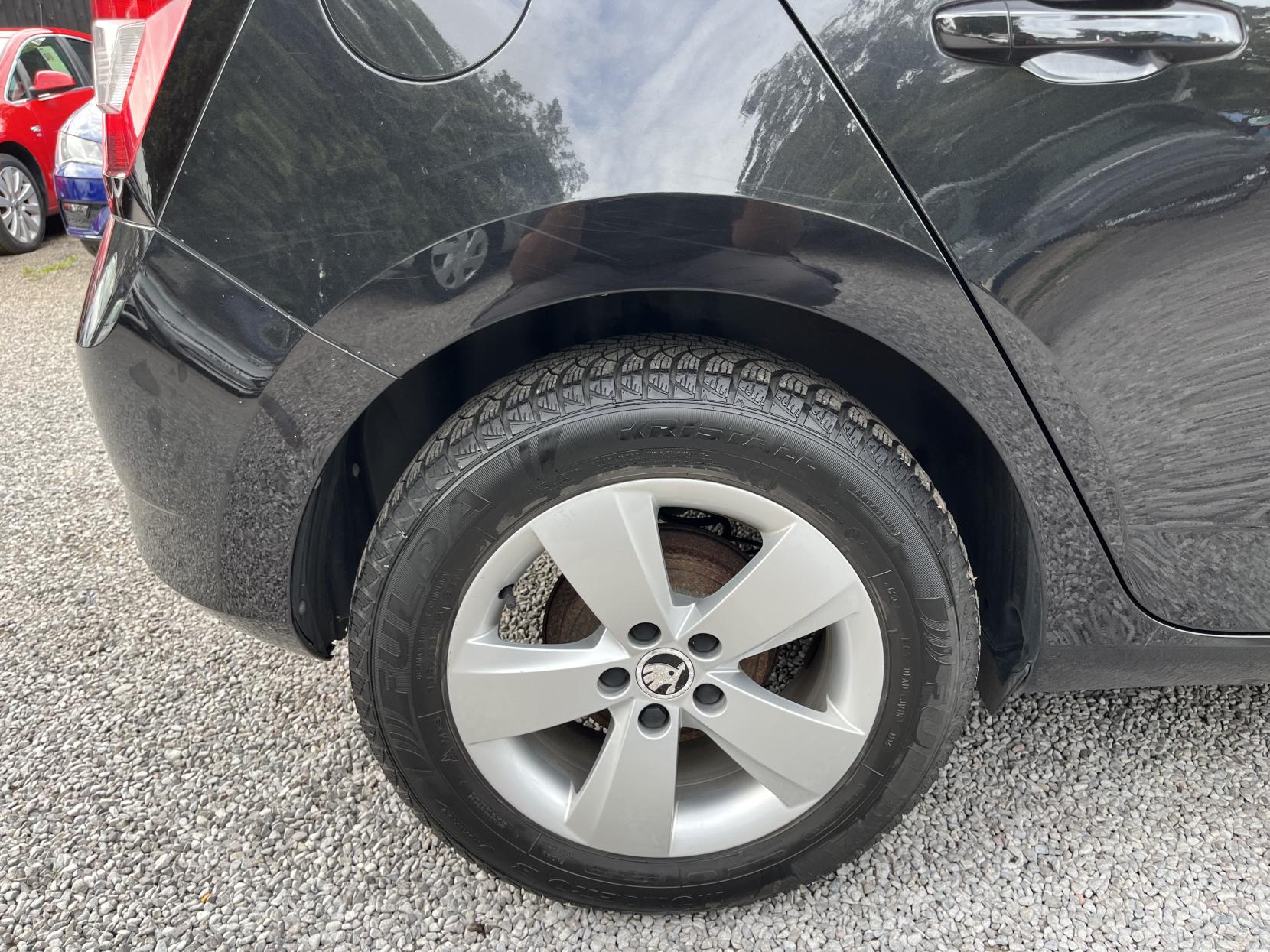2015 00 SKODA FABIA