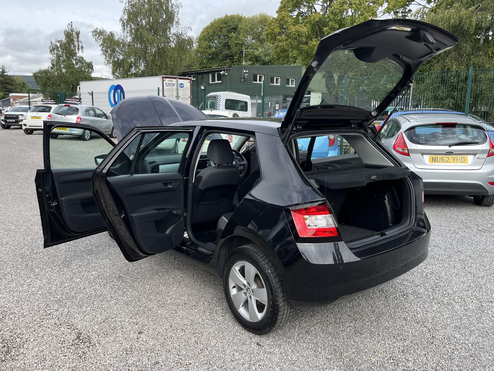 2015 00 SKODA FABIA