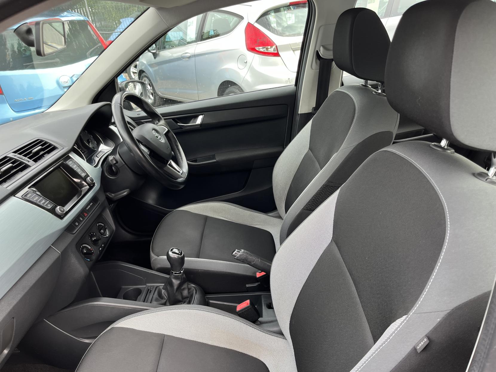 2015 00 SKODA FABIA