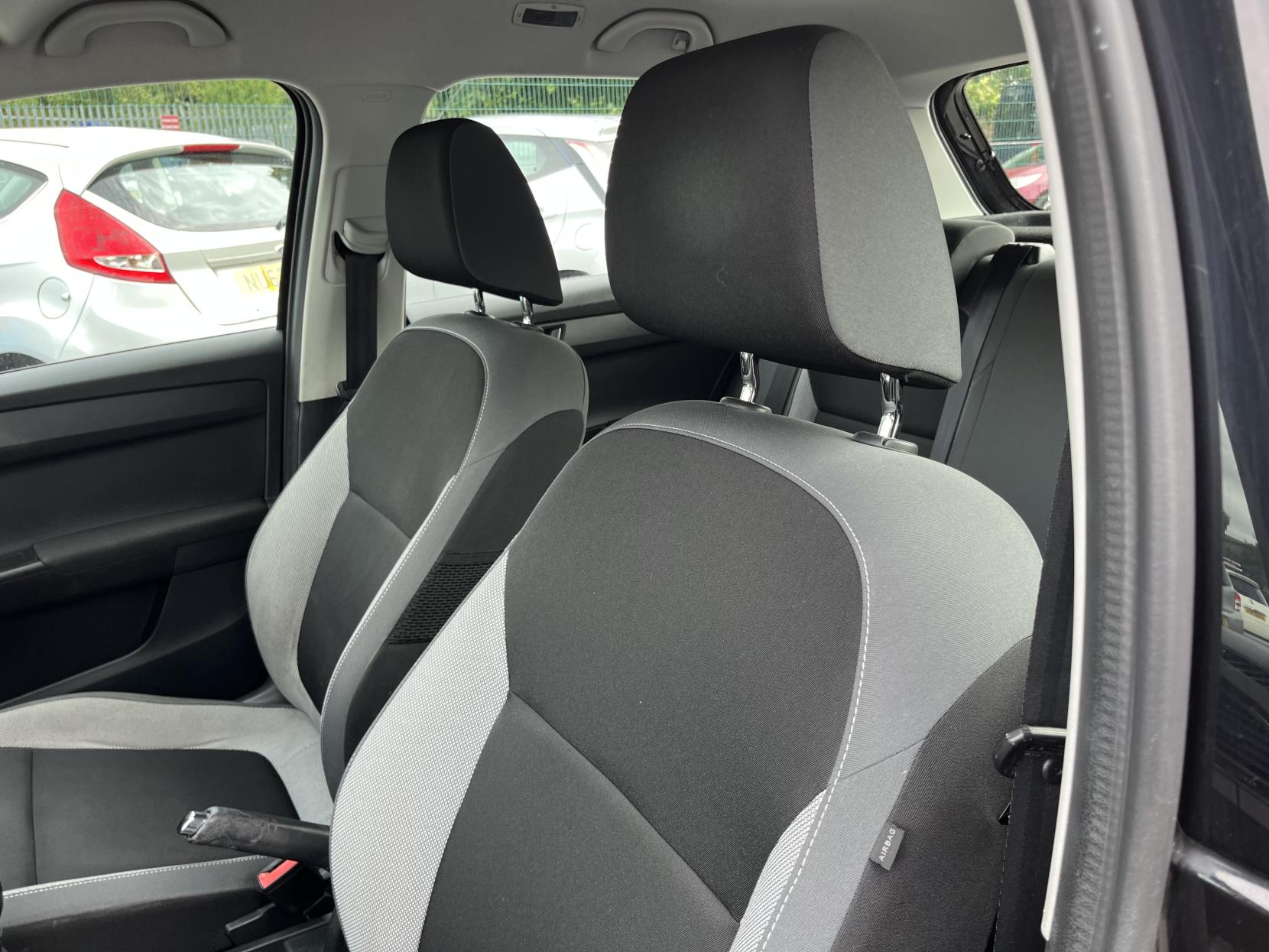 2015 00 SKODA FABIA
