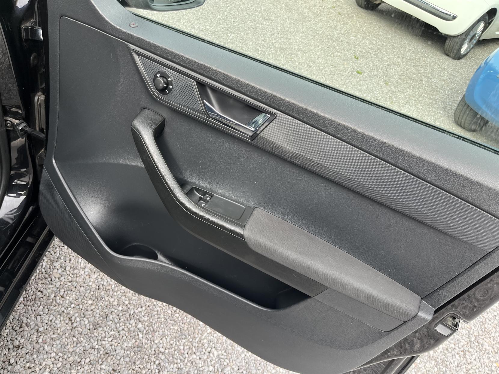 2015 00 SKODA FABIA