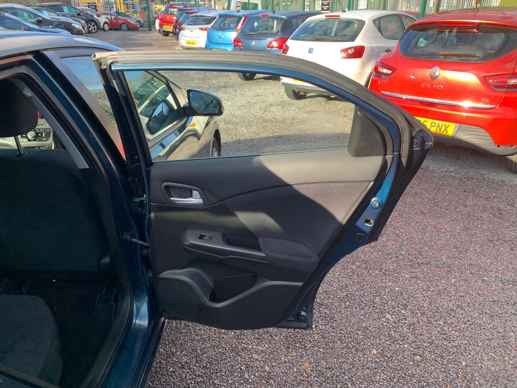 Honda Civic 1.8 i-VTEC SE Auto Euro 5 5dr