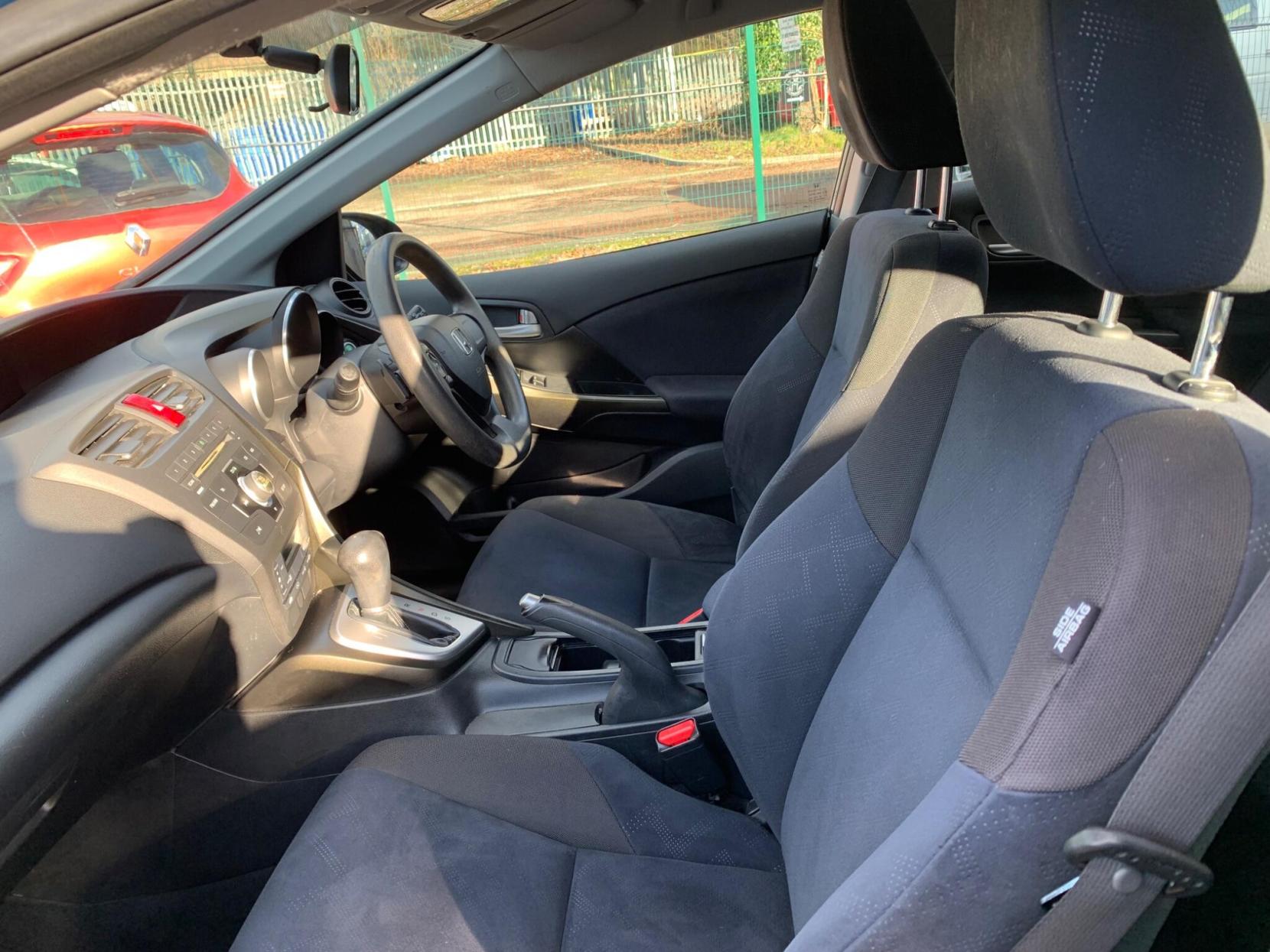 Honda Civic 1.8 i-VTEC SE Auto Euro 5 5dr