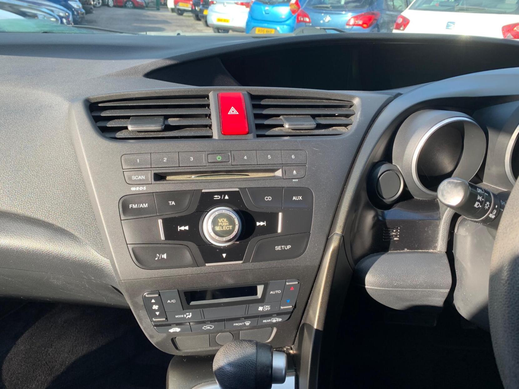 Honda Civic 1.8 i-VTEC SE Auto Euro 5 5dr