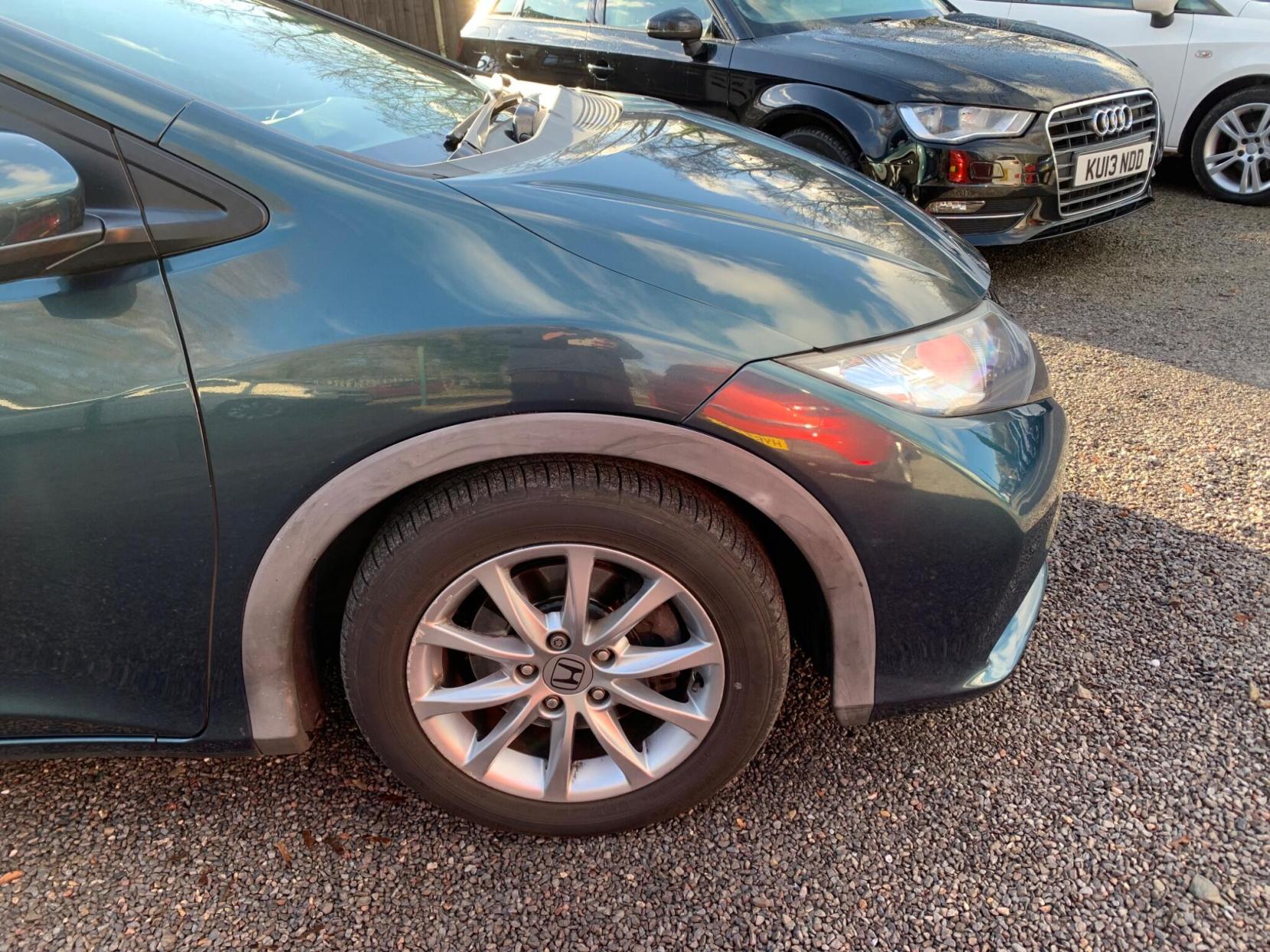 Honda Civic 1.8 i-VTEC SE Auto Euro 5 5dr