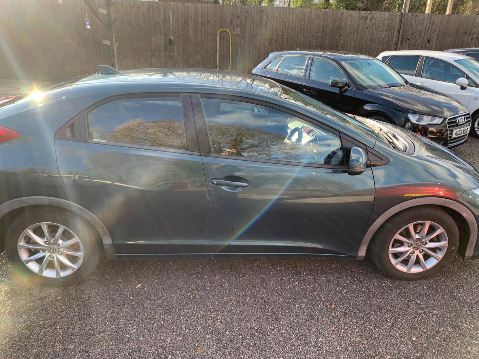 Honda Civic 1.8 i-VTEC SE Auto Euro 5 5dr