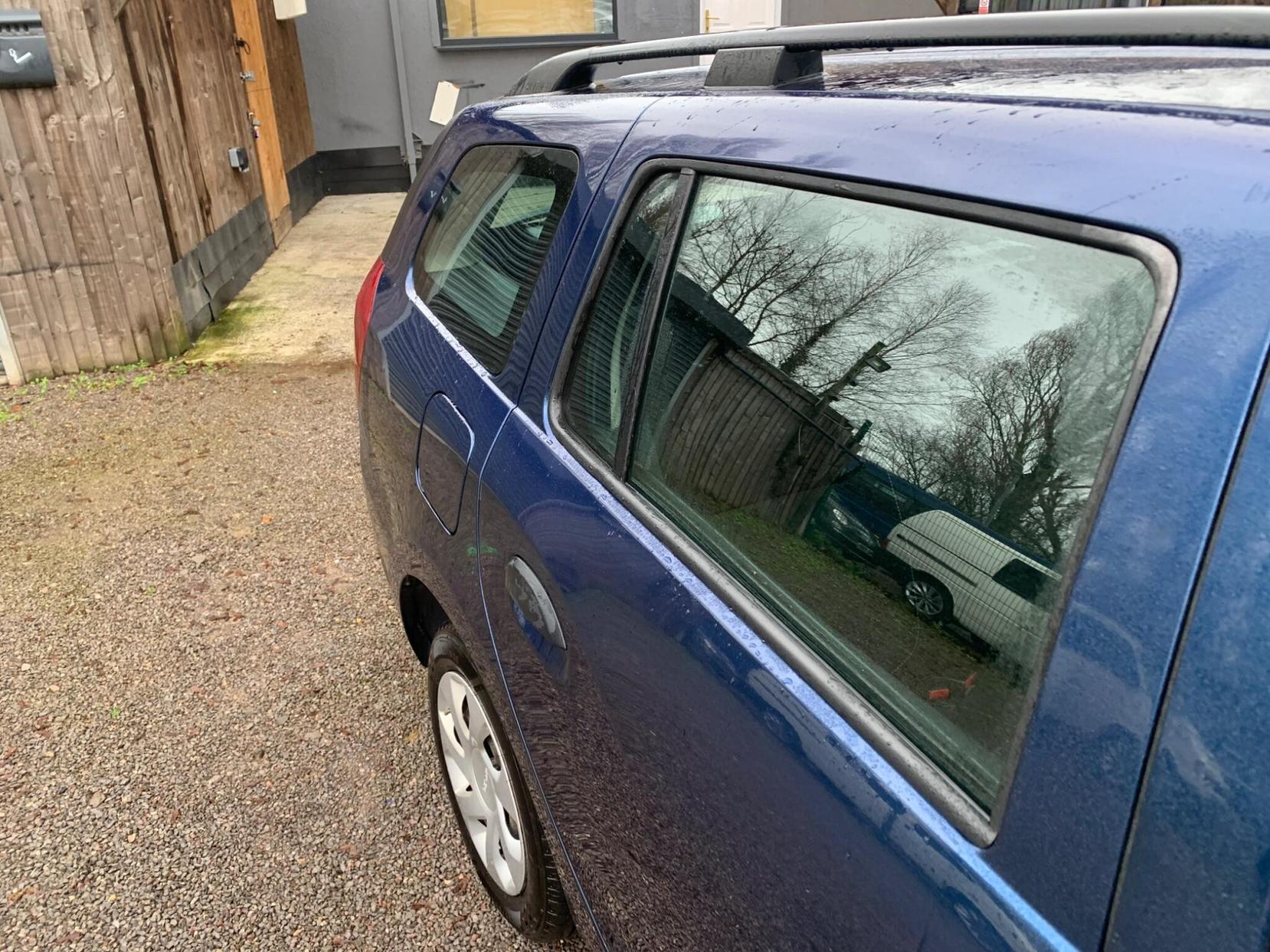 Dacia Logan MCV 1.0 SCe Essential Euro 6 5dr