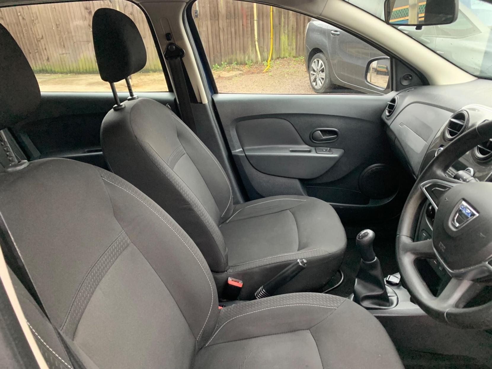 Dacia Logan MCV 1.0 SCe Essential Euro 6 5dr