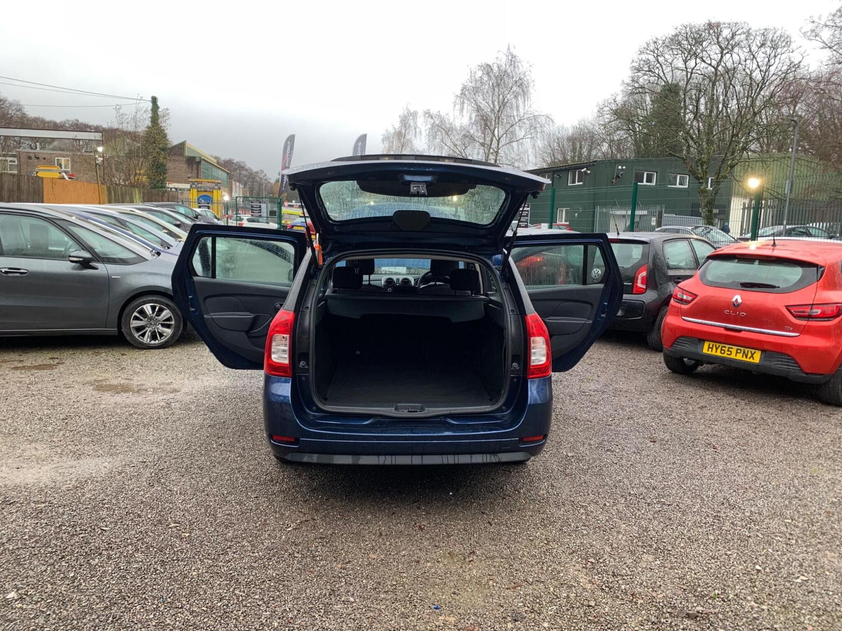 Dacia Logan MCV 1.0 SCe Essential Euro 6 5dr