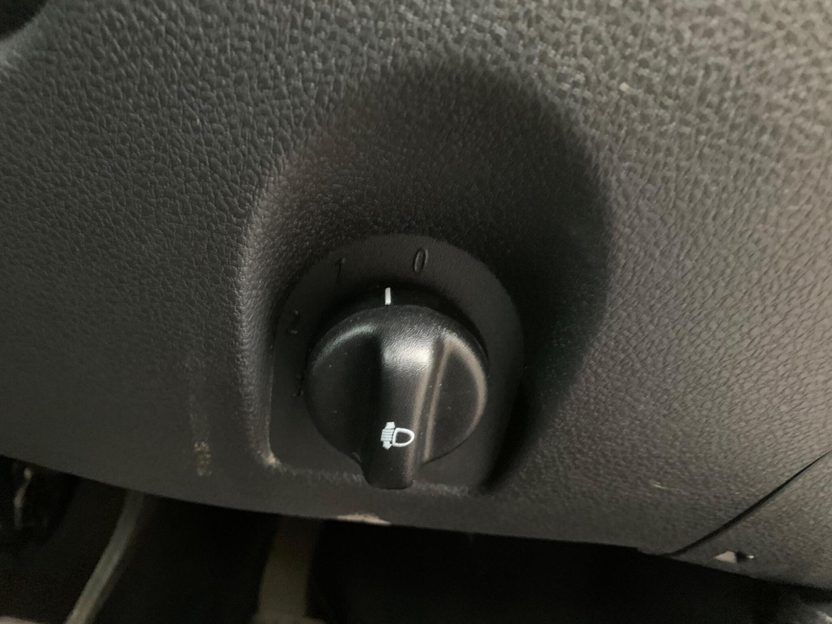 Dacia Logan MCV 1.0 SCe Essential Euro 6 5dr