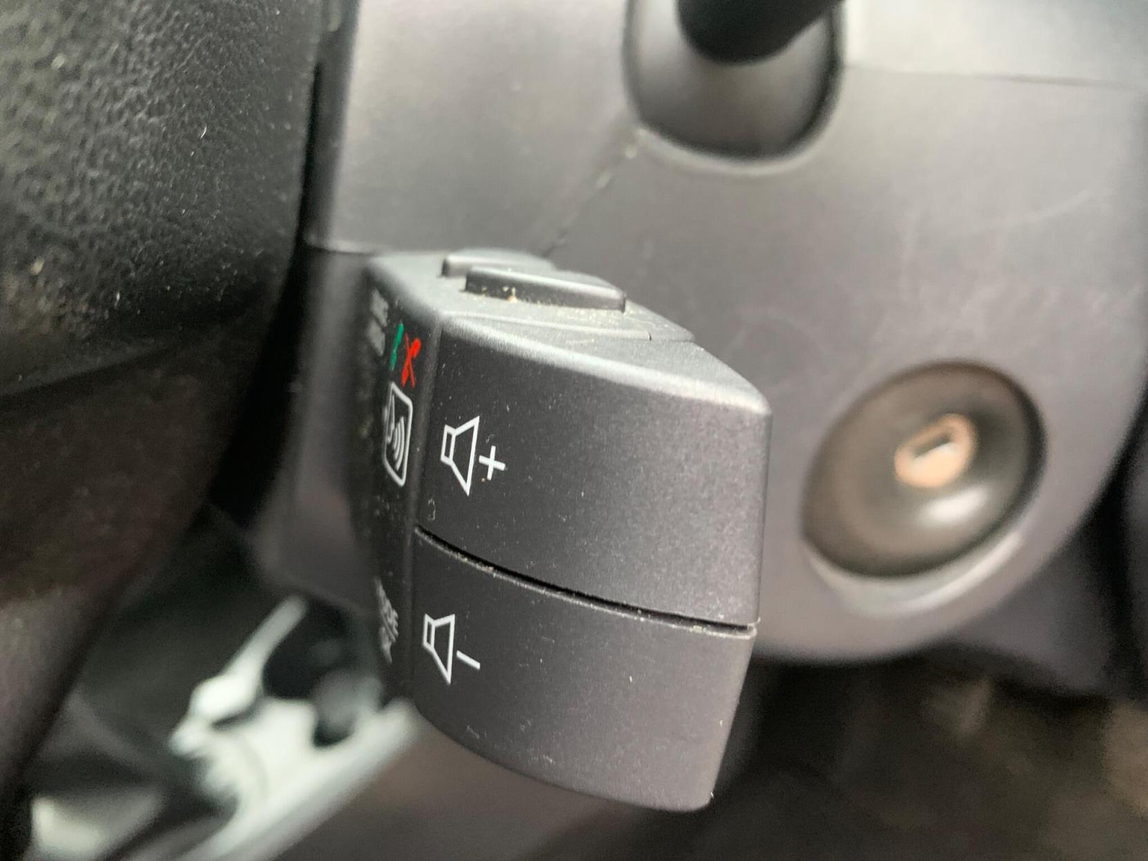 Dacia Logan MCV 1.0 SCe Essential Euro 6 5dr