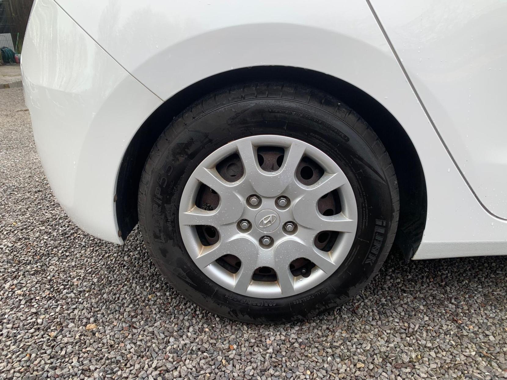 Hyundai i30 1.4 Classic Euro 5 5dr