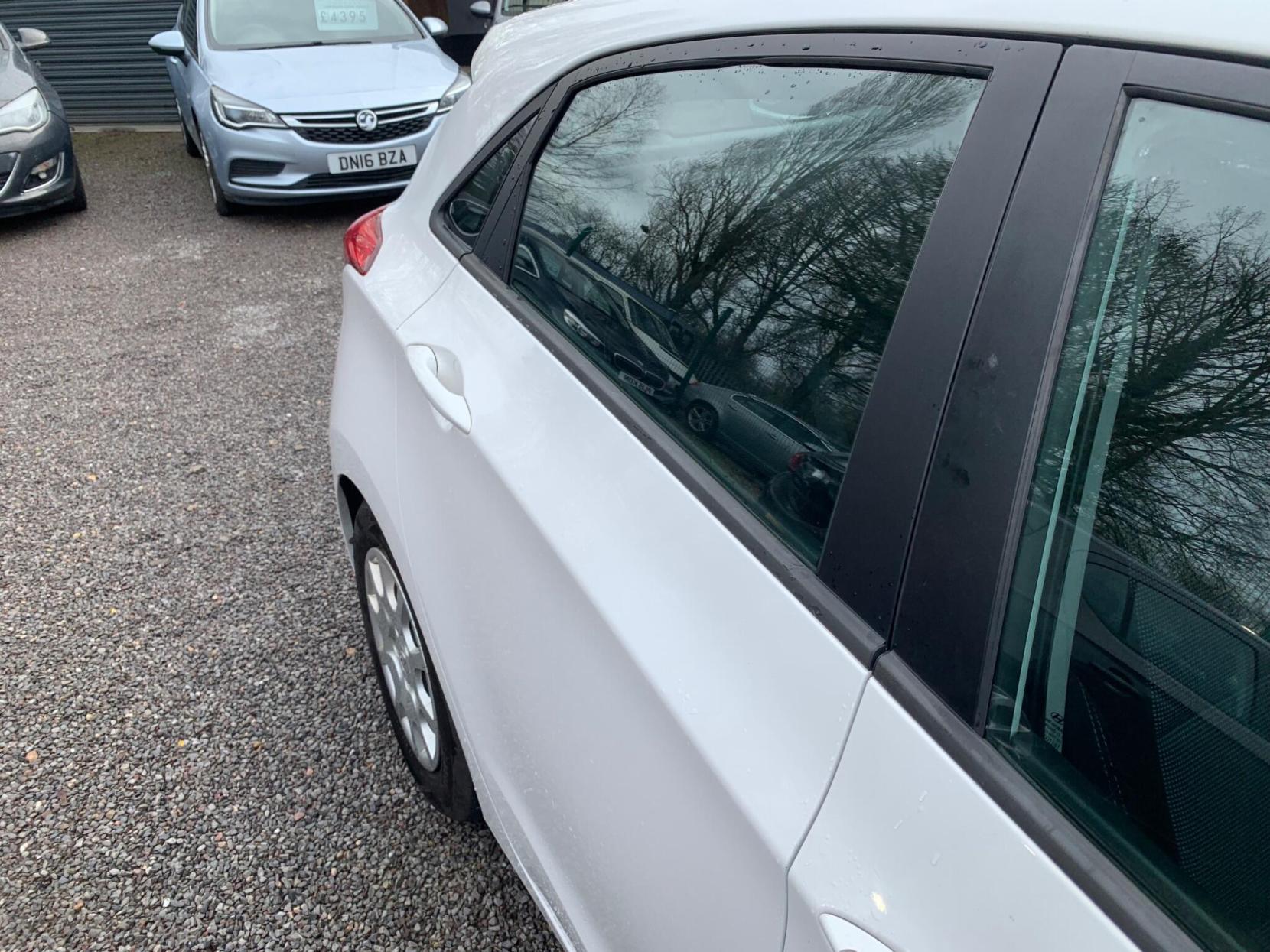 Hyundai i30 1.4 Classic Euro 5 5dr