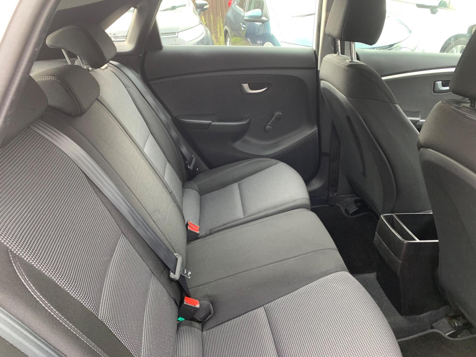 Hyundai i30 1.4 Classic Euro 5 5dr