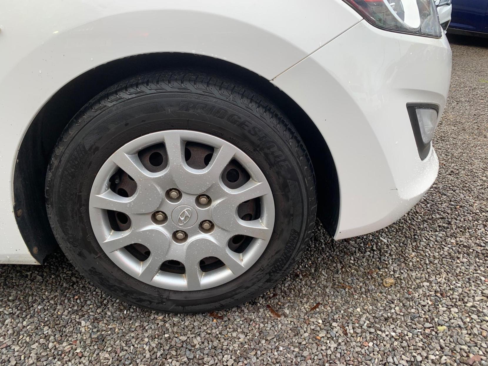 Hyundai i30 1.4 Classic Euro 5 5dr