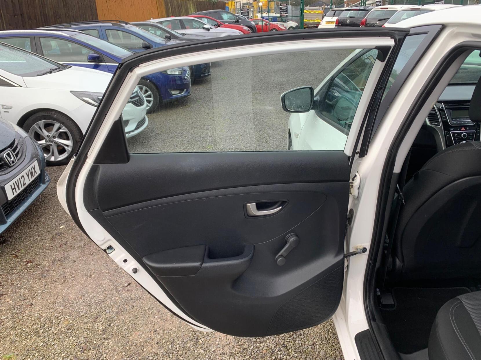 Hyundai i30 1.4 Classic Euro 5 5dr