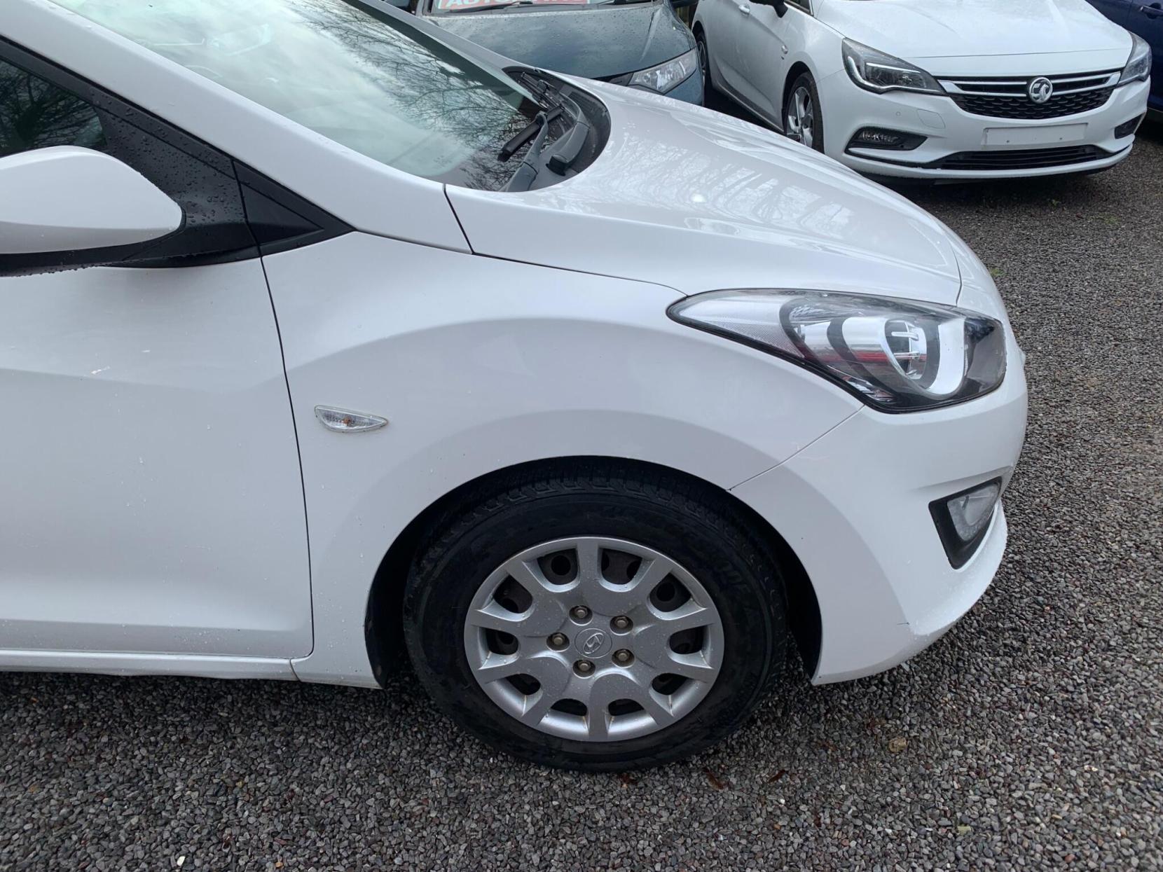 Hyundai i30 1.4 Classic Euro 5 5dr