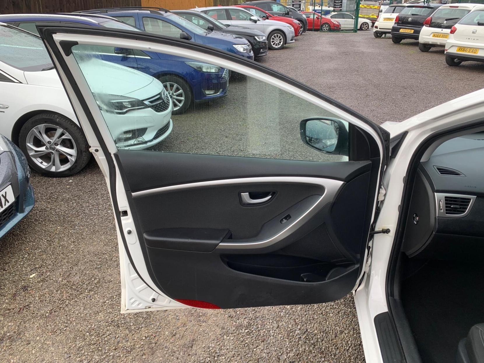 Hyundai i30 1.4 Classic Euro 5 5dr