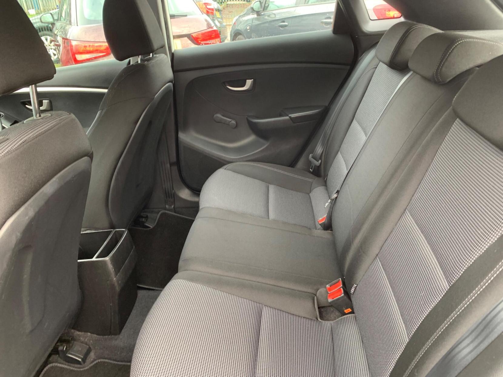 Hyundai i30 1.4 Classic Euro 5 5dr