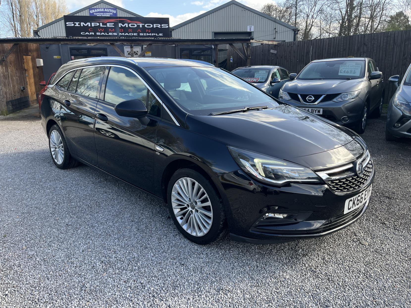 Vauxhall Astra 1.6 CDTi Elite Nav Sports Tourer 5dr Diesel Auto Euro 6 (136 ps)