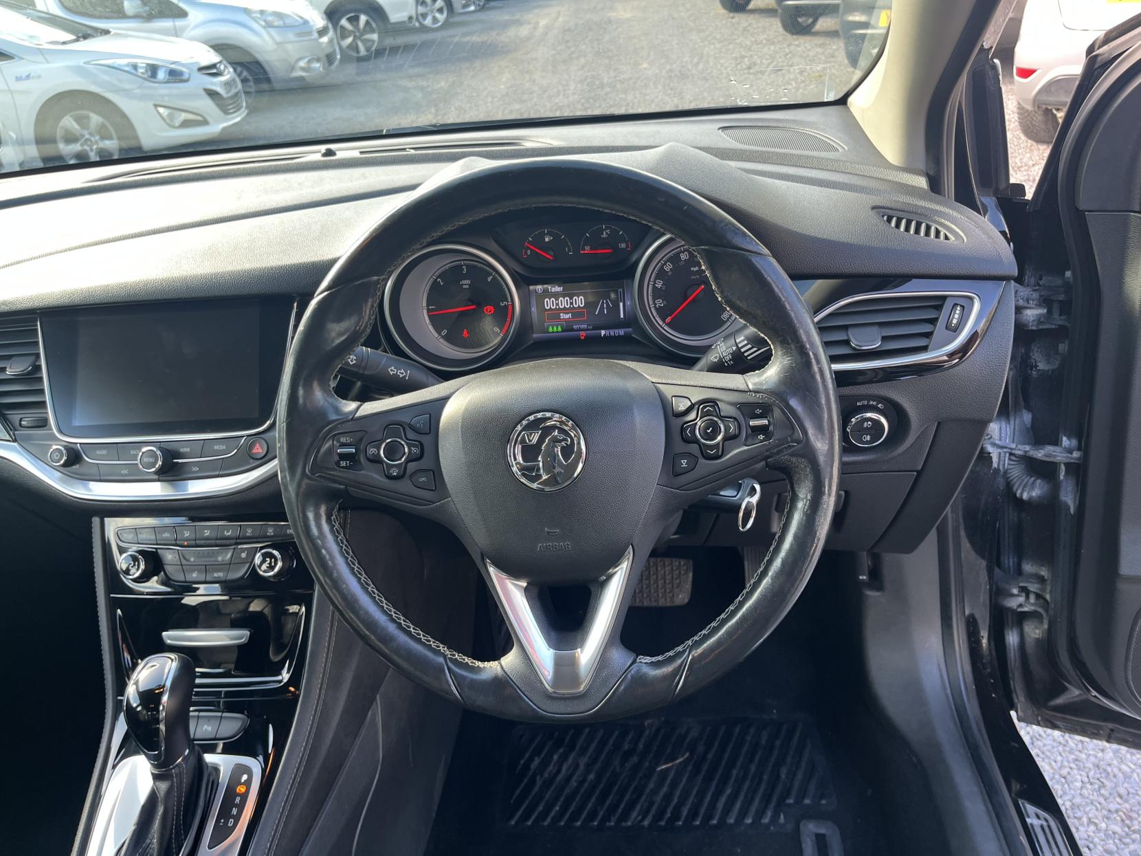 Vauxhall Astra 1.6 CDTi Elite Nav Sports Tourer 5dr Diesel Auto Euro 6 (136 ps)