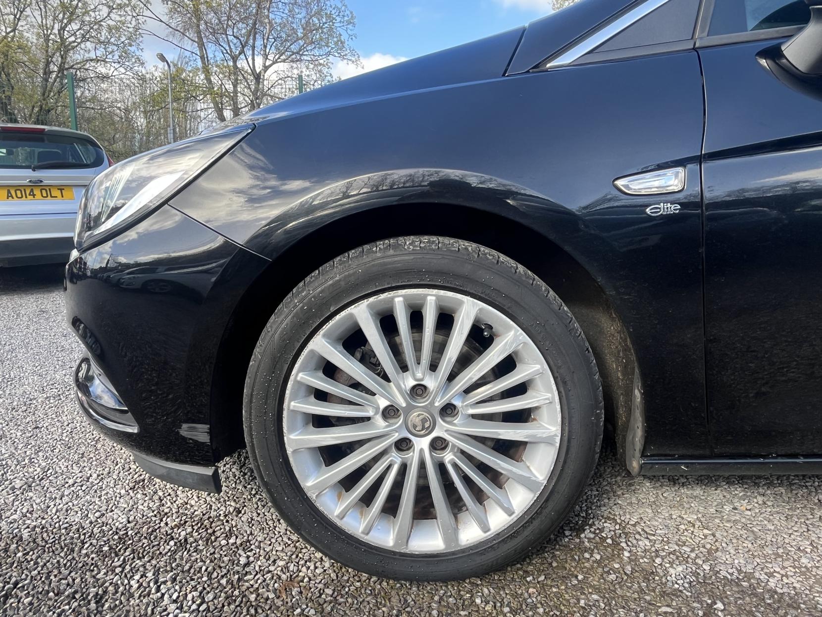 Vauxhall Astra 1.6 CDTi Elite Nav Sports Tourer 5dr Diesel Auto Euro 6 (136 ps)