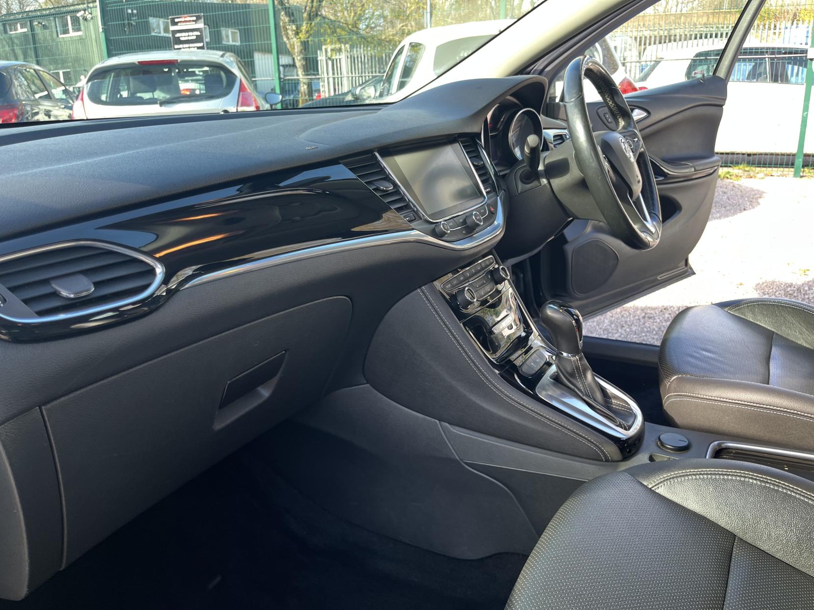 Vauxhall Astra 1.6 CDTi Elite Nav Sports Tourer 5dr Diesel Auto Euro 6 (136 ps)