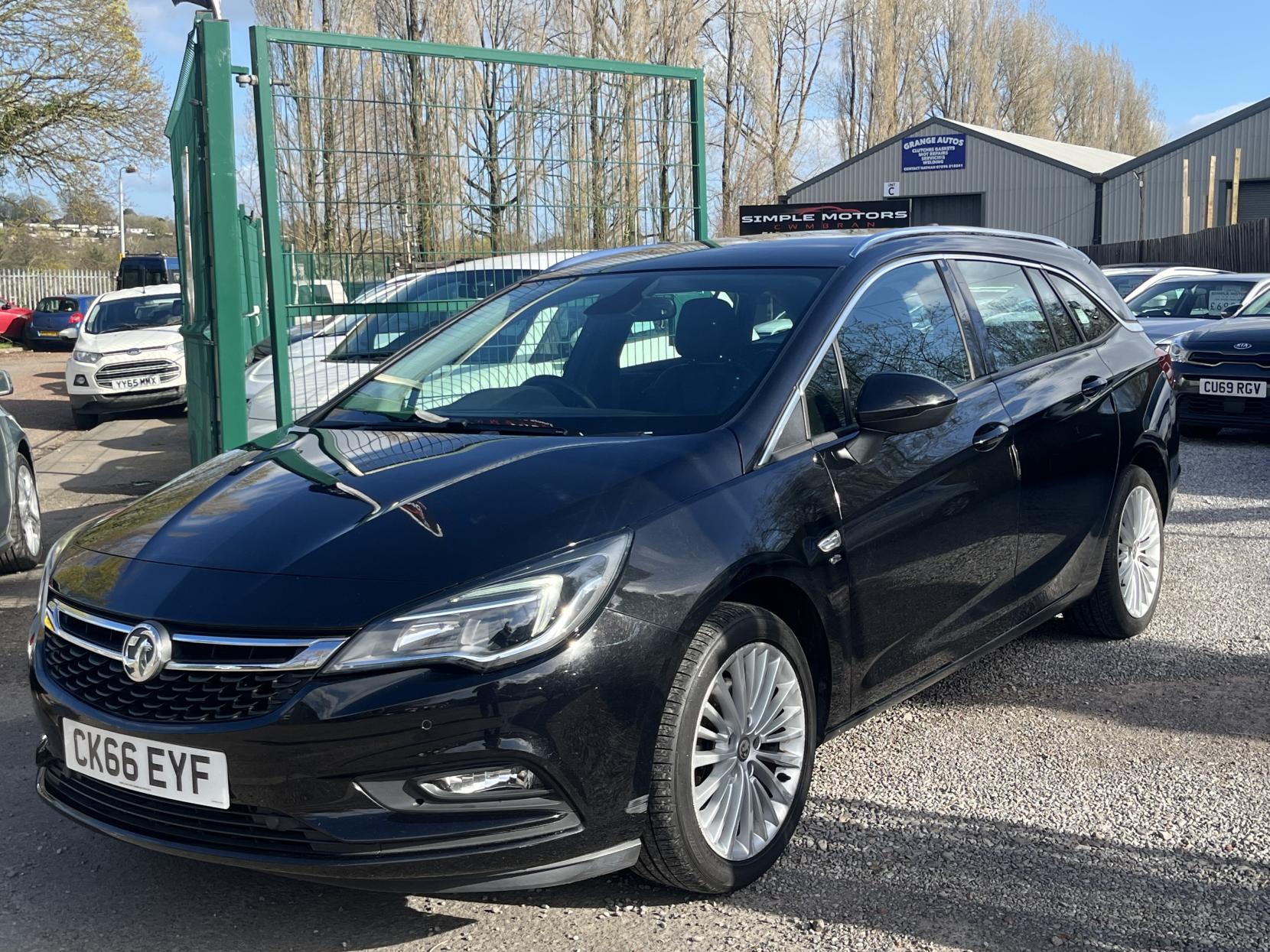 Vauxhall Astra 1.6 CDTi Elite Nav Sports Tourer 5dr Diesel Auto Euro 6 (136 ps)