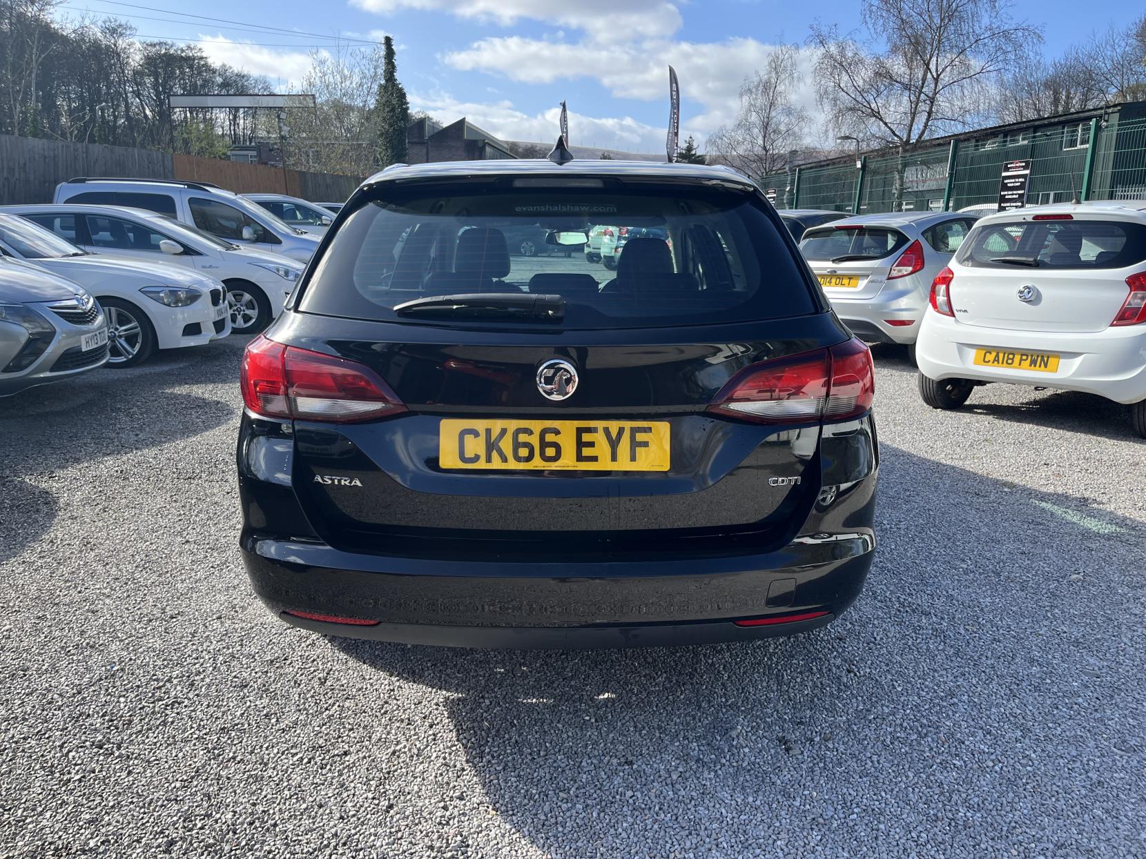 Vauxhall Astra 1.6 CDTi Elite Nav Sports Tourer 5dr Diesel Auto Euro 6 (136 ps)