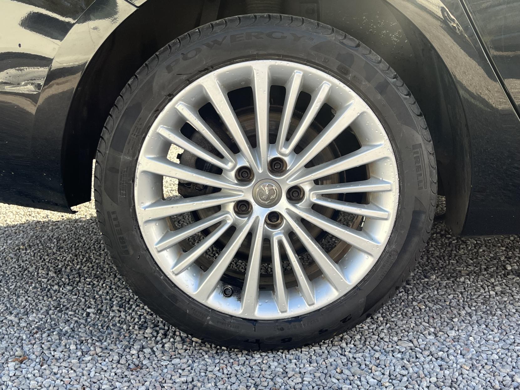 Vauxhall Astra 1.6 CDTi Elite Nav Sports Tourer 5dr Diesel Auto Euro 6 (136 ps)