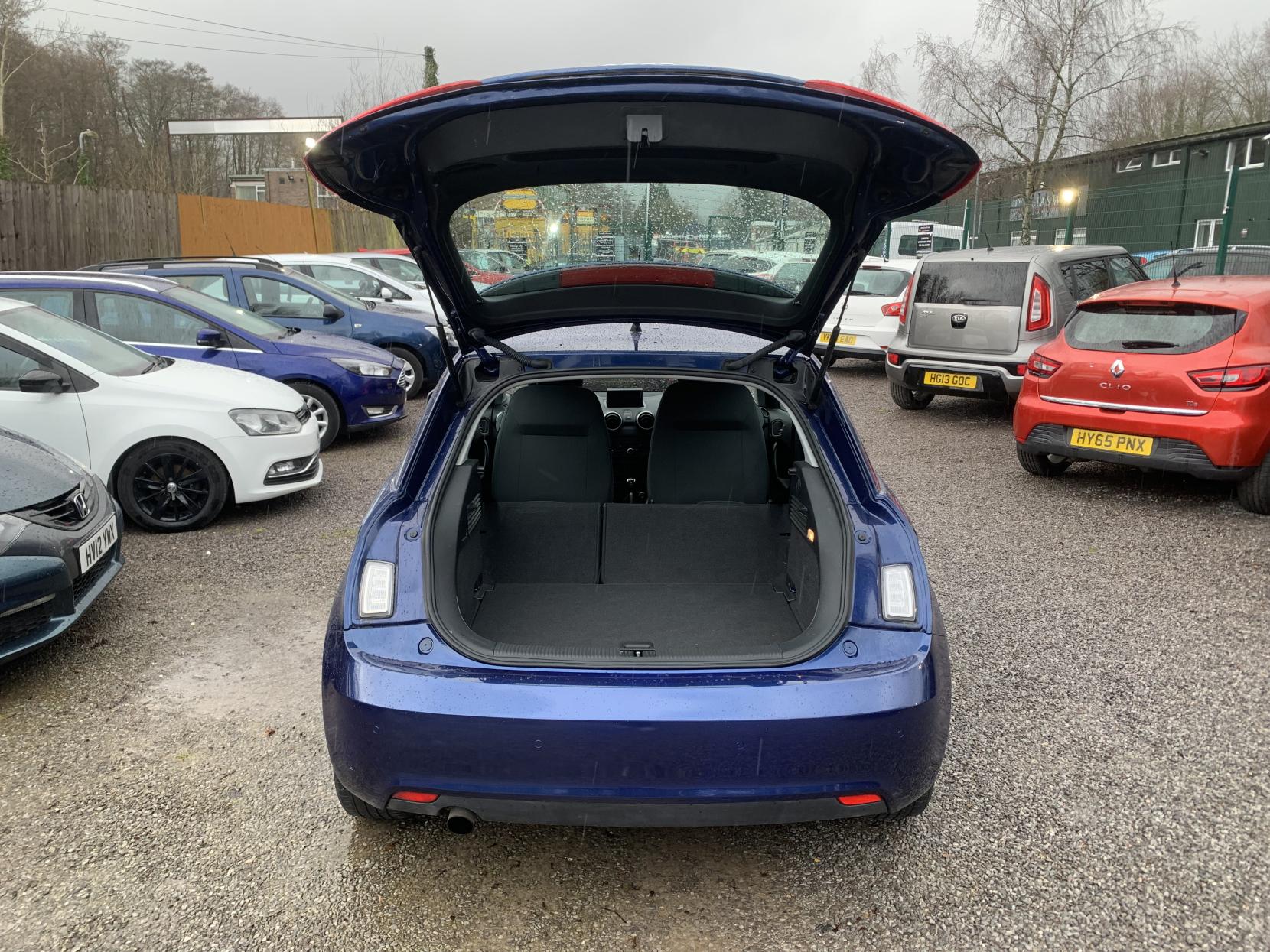 Audi A1 1.2 TFSI SE Hatchback 3dr Petrol Manual Euro 5 (s/s) (86 ps)