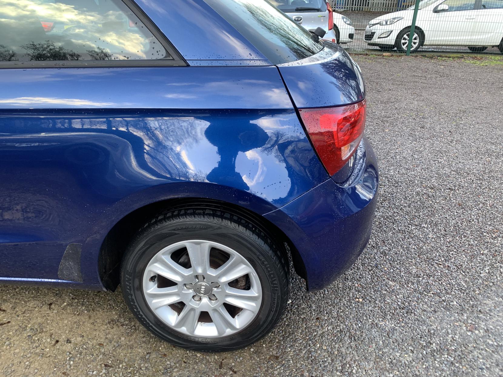 Audi A1 1.2 TFSI SE Hatchback 3dr Petrol Manual Euro 5 (s/s) (86 ps)