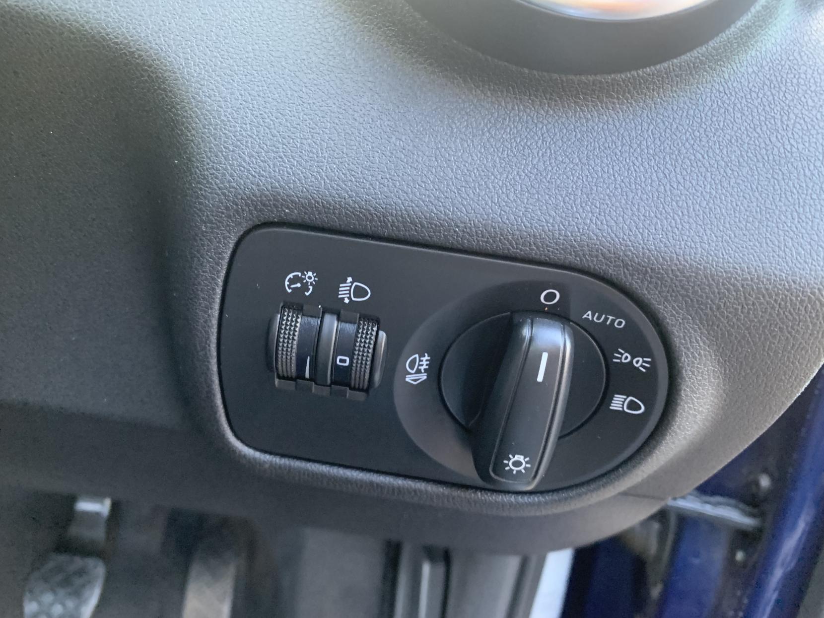 Audi A1 1.2 TFSI SE Hatchback 3dr Petrol Manual Euro 5 (s/s) (86 ps)