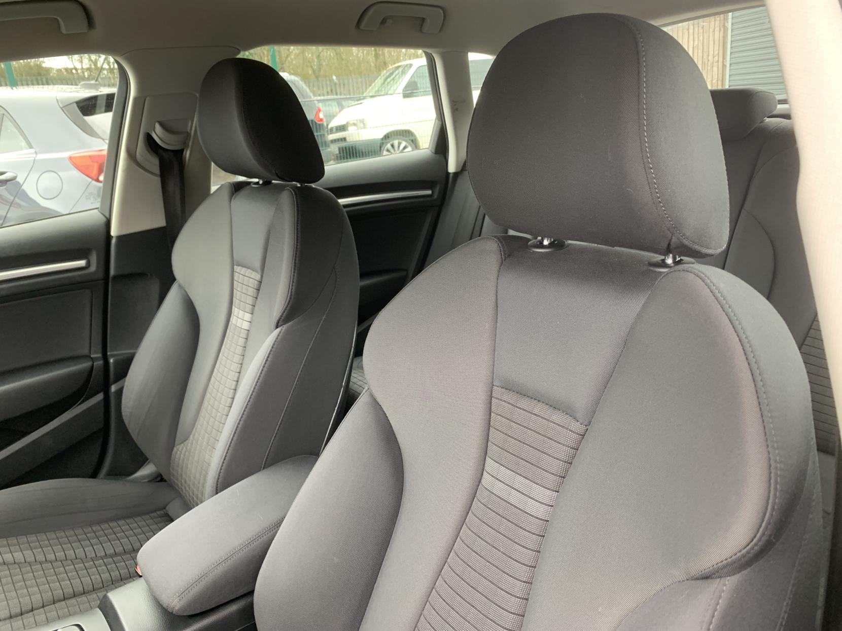 Audi A3 1.4 TFSI CoD Sport Sportback 5dr Petrol Manual Euro 6 (s/s) (150 ps)