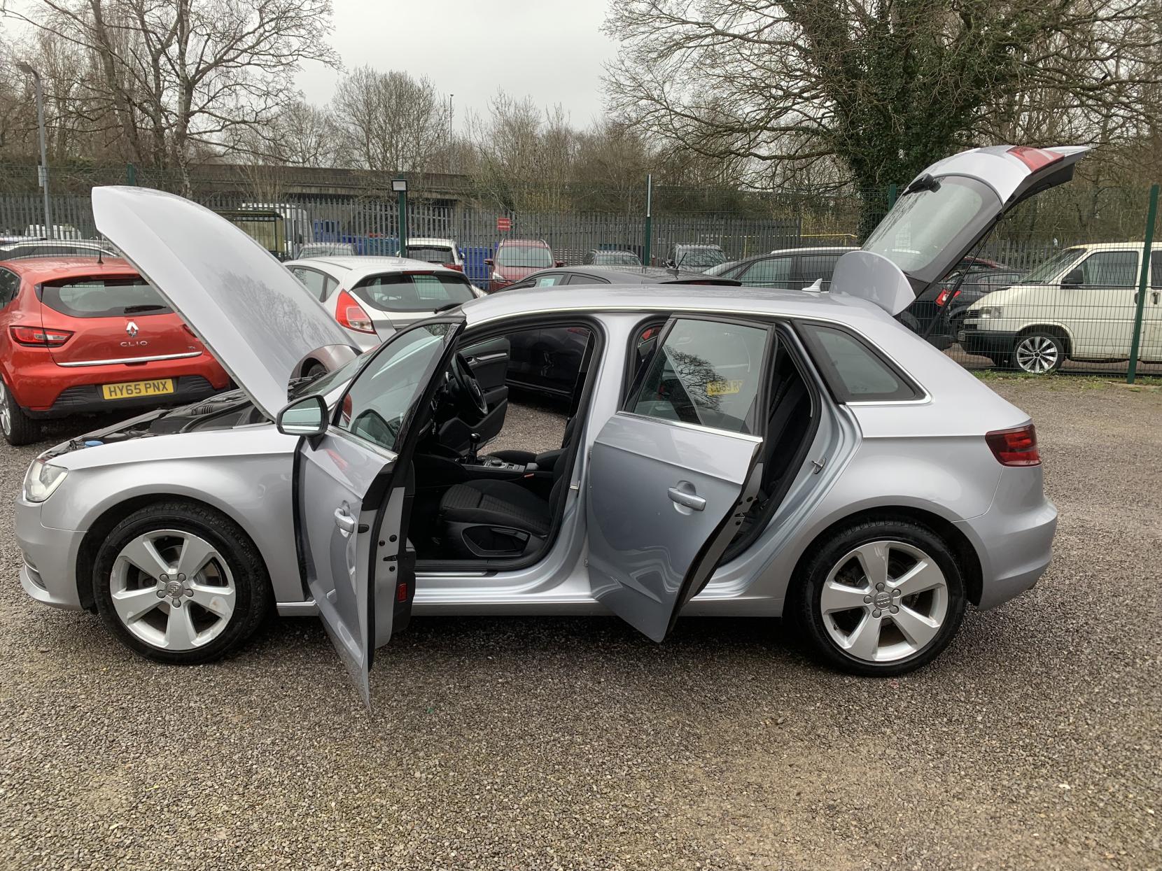 Audi A3 1.4 TFSI CoD Sport Sportback 5dr Petrol Manual Euro 6 (s/s) (150 ps)