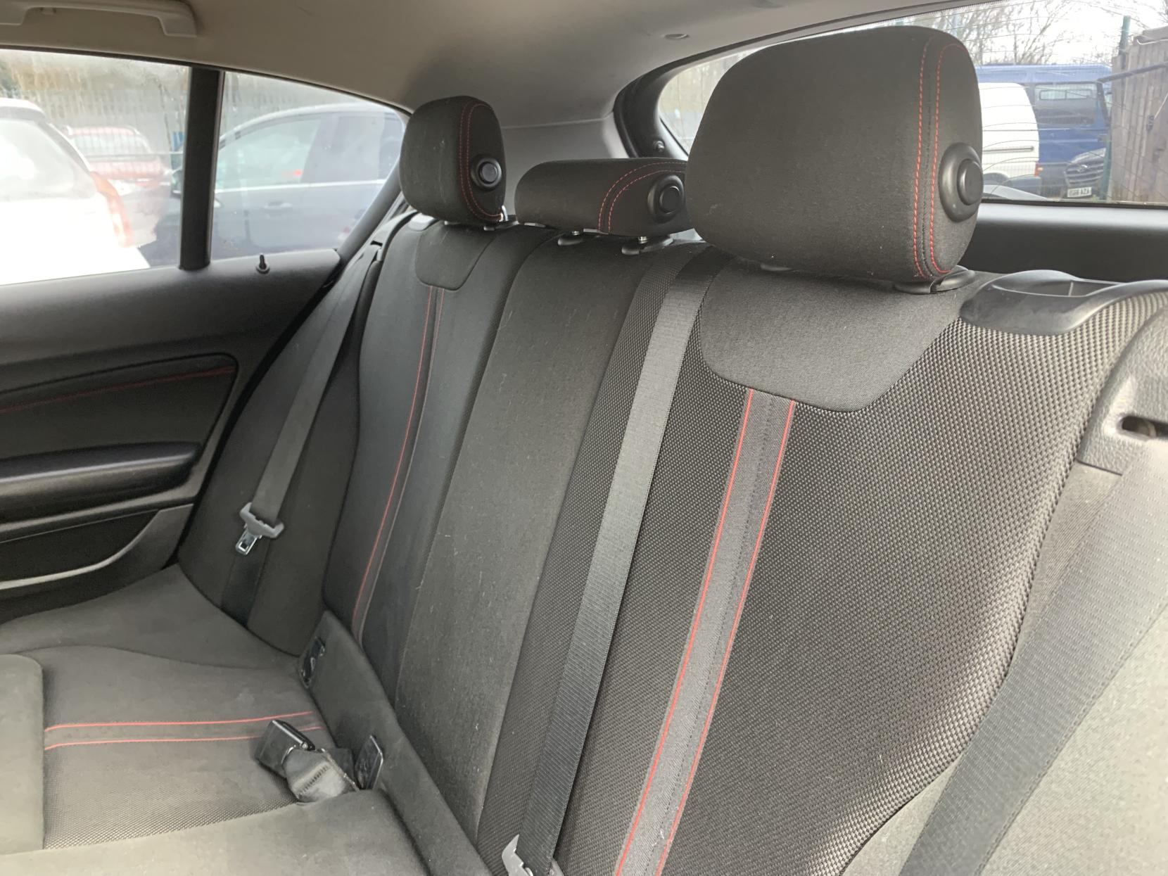 BMW 1 Series 2.0 118d Sport Hatchback 5dr Diesel Manual Euro 6 (s/s) (150 ps)