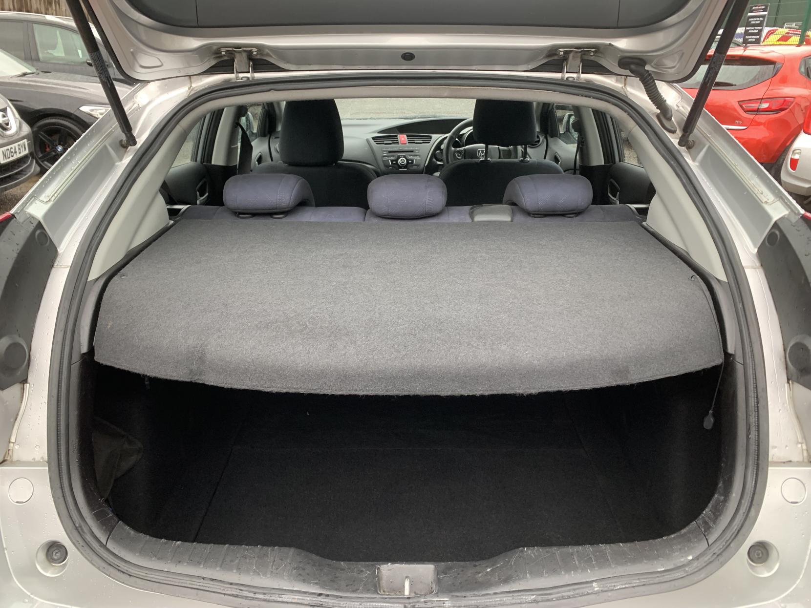 Honda Civic 1.4 i-VTEC SE Hatchback 5dr Petrol Manual Euro 5 (s/s) (100 ps)