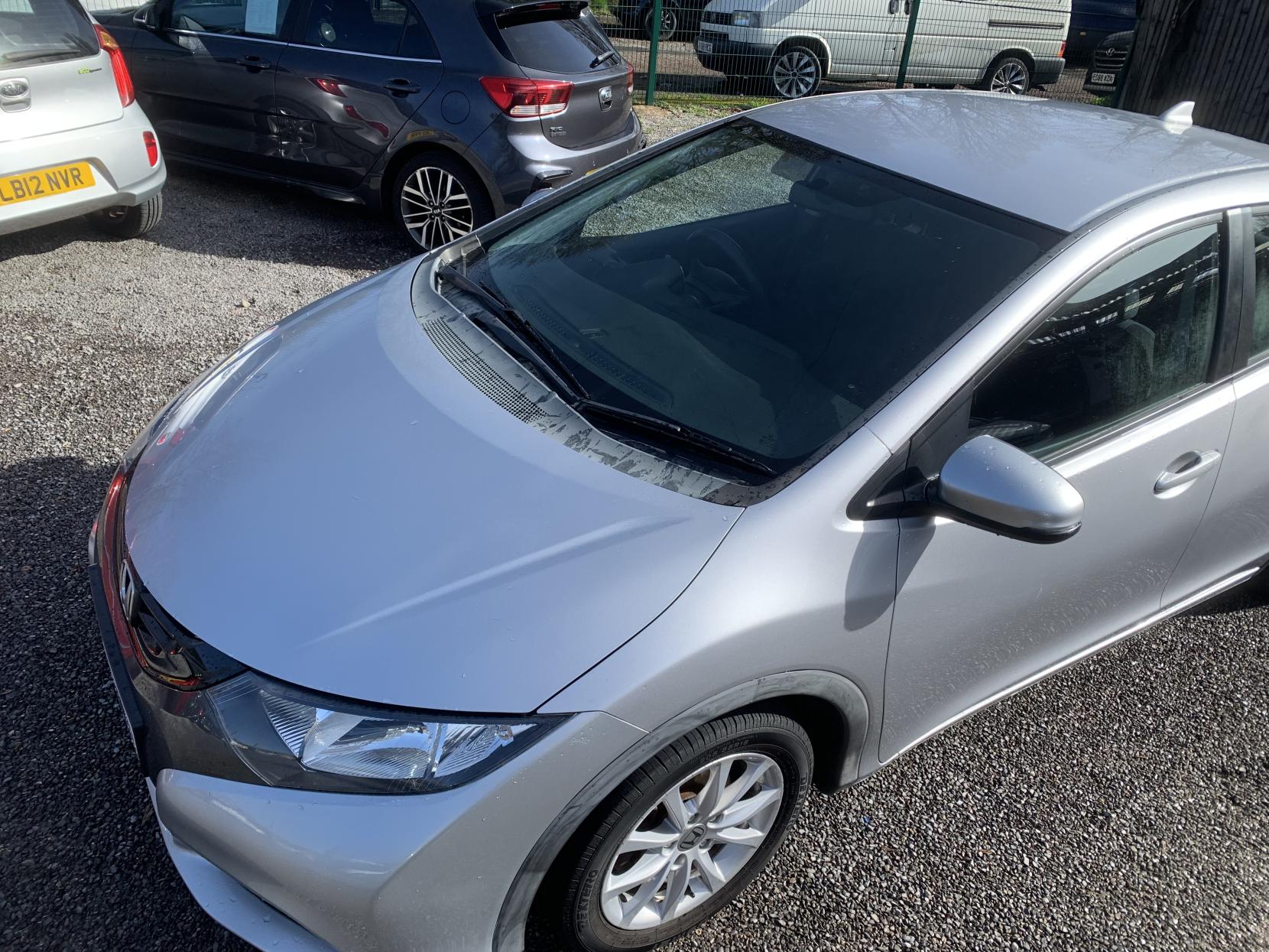 Honda Civic 1.4 i-VTEC SE Hatchback 5dr Petrol Manual Euro 5 (s/s) (100 ps)