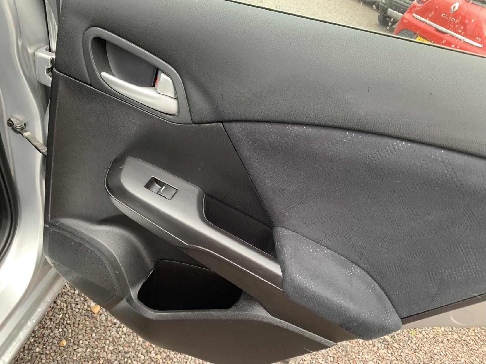 Honda Civic 1.4 i-VTEC SE Hatchback 5dr Petrol Manual Euro 5 (s/s) (100 ps)